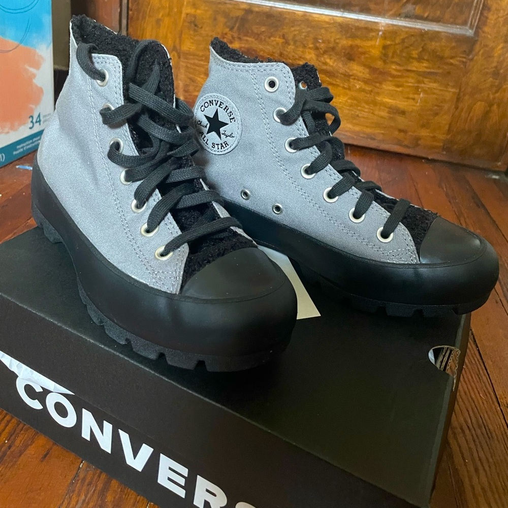 CONVERSE chuck Taylor all star lugged Sherpa sneaker